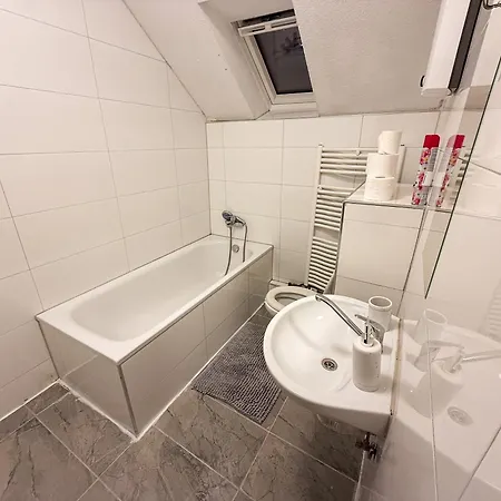 Ruhr Business Mit 7 Einzelbetten Privat Essen